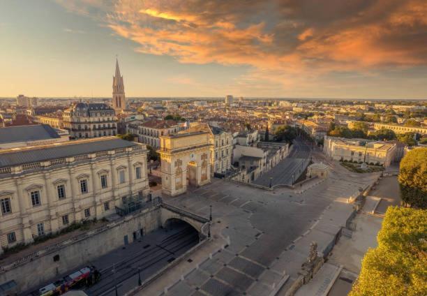 * F3 Haussmannien, Centre-Ville, 4 Pers, Wifi * Montpellier Esterno foto